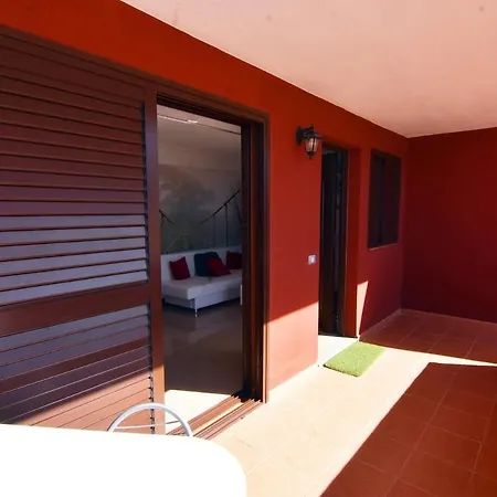 House With Jacuzzi In