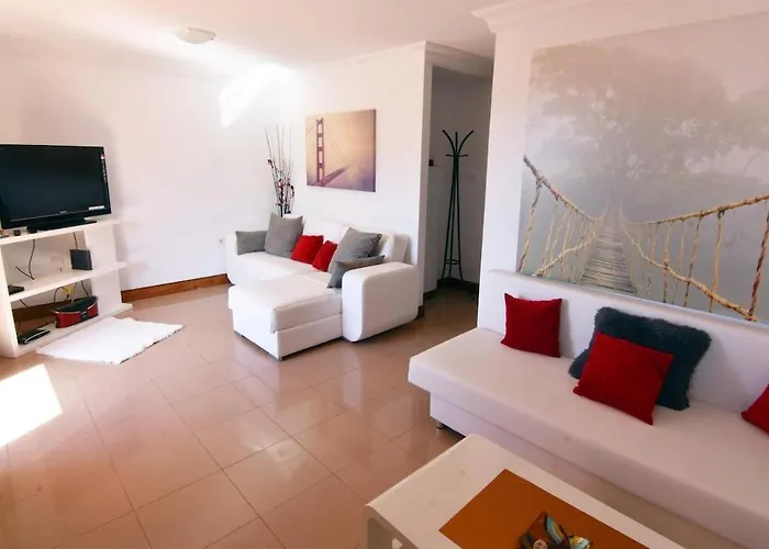 House With Jacuzzi In *